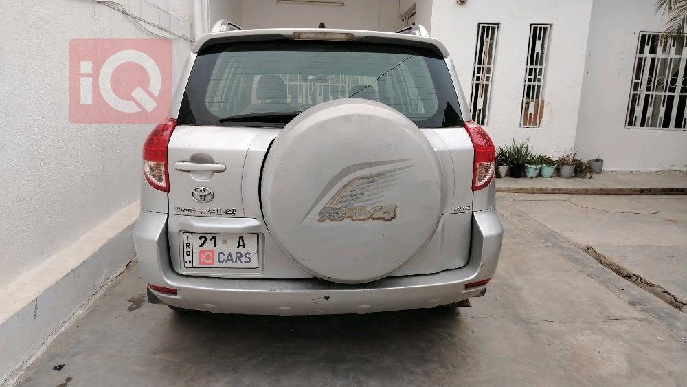 تويوتا راف 4